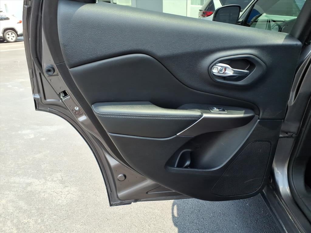 2019 Jeep Cherokee Latitude Plus FWD