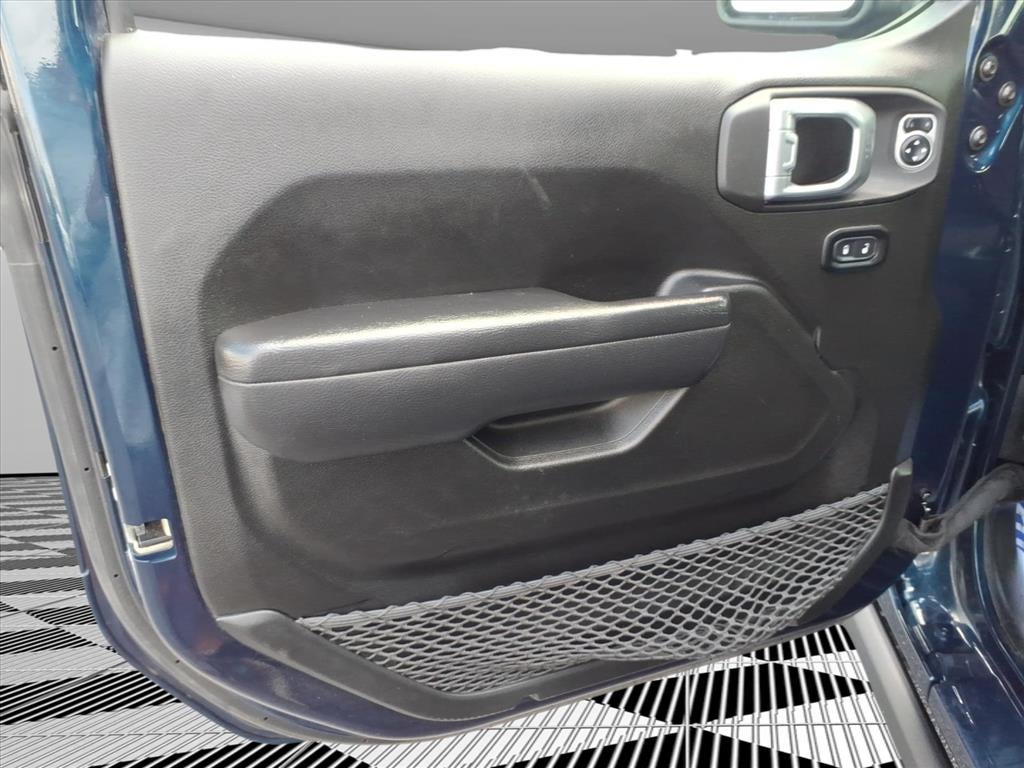 2025 Jeep Wrangler 2-Door Rubicon 4x4