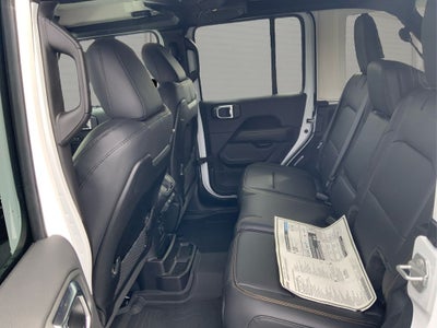 2025 Jeep Wrangler WRANGLER 4-DOOR SAHARA