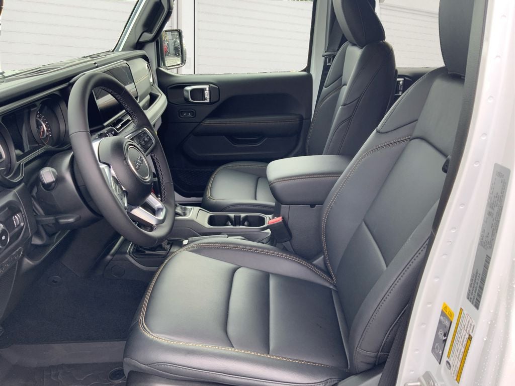 2025 Jeep Wrangler WRANGLER 4-DOOR SAHARA