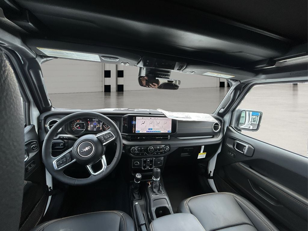 2025 Jeep Wrangler WRANGLER 4-DOOR SAHARA