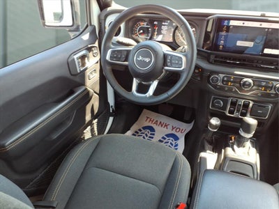 2025 Jeep Wrangler 4-Door Sahara 4x4