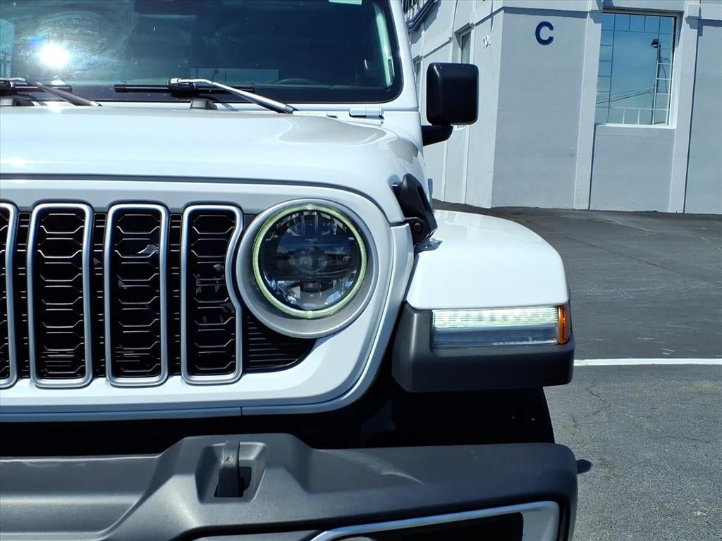 2025 Jeep Wrangler 4-Door Sahara 4x4