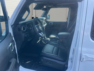 2025 Jeep Wrangler WRANGLER 4-DOOR SAHARA