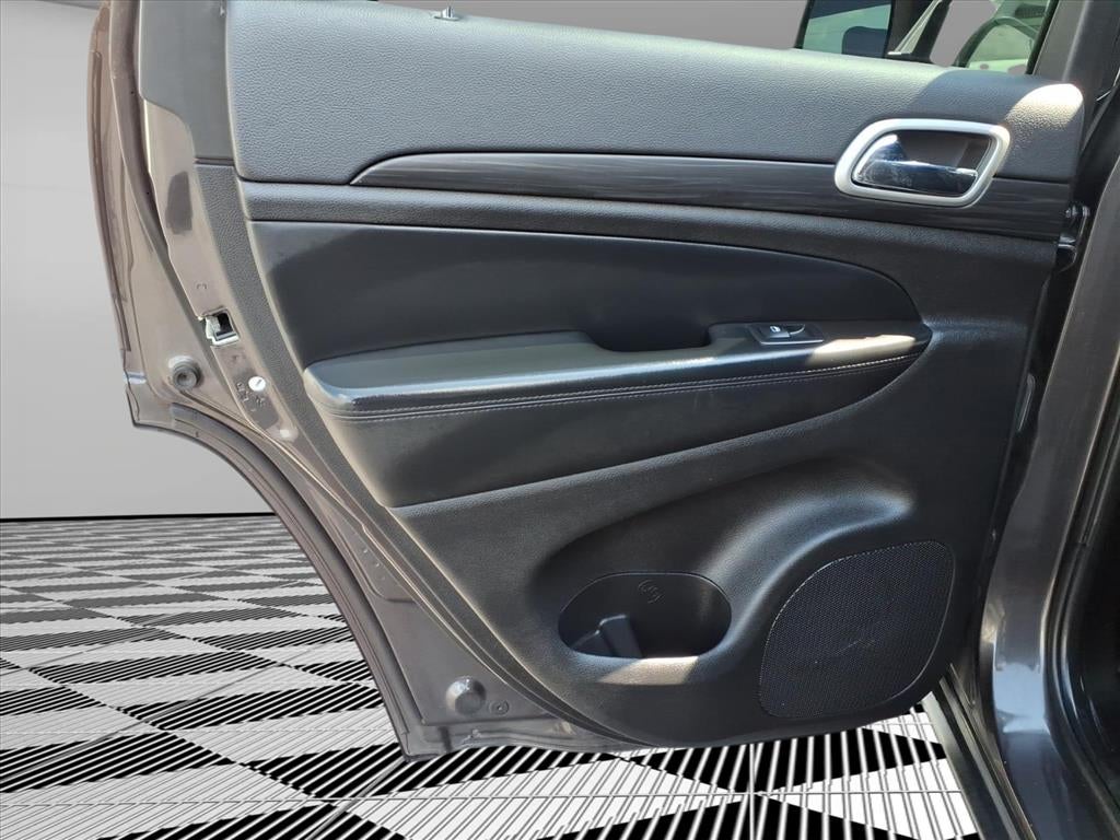 2021 Jeep Grand Cherokee Laredo E 4x2