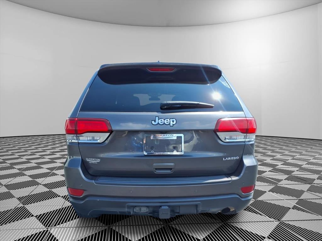 2021 Jeep Grand Cherokee Laredo E 4x2