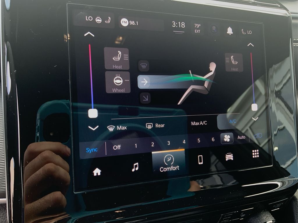 2025 Jeep Grand Cherokee GRAND CHEROKEE LAREDO X 4X2