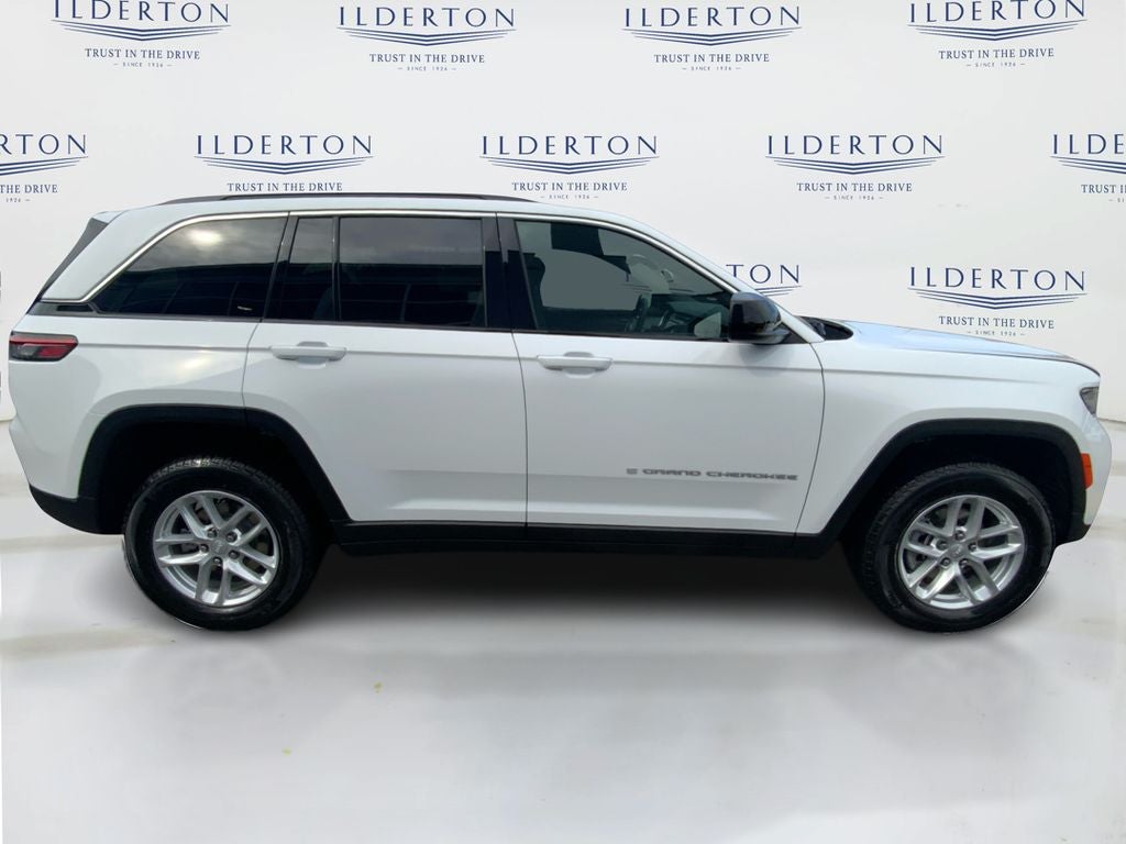 2025 Jeep Grand Cherokee GRAND CHEROKEE LAREDO X 4X2