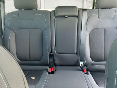 2025 Jeep Grand Cherokee GRAND CHEROKEE LAREDO X 4X2