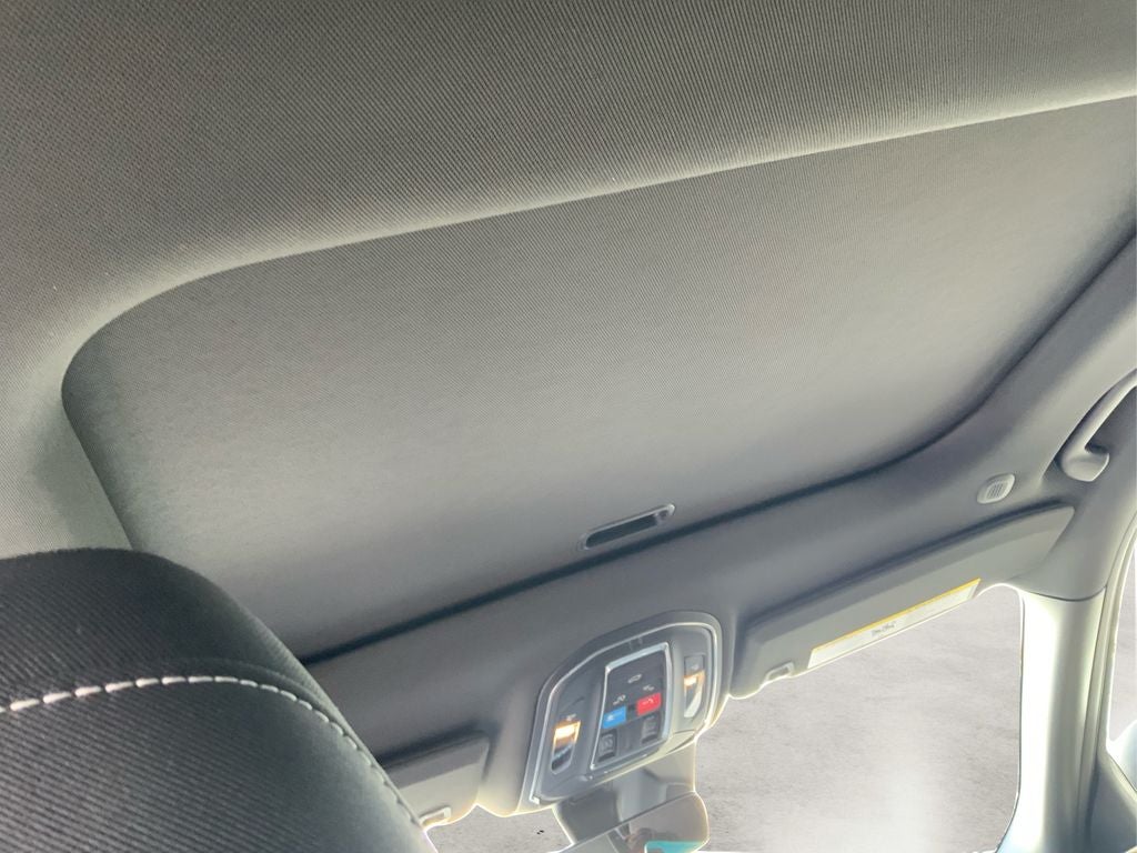 2025 Jeep Grand Cherokee GRAND CHEROKEE LAREDO X 4X2