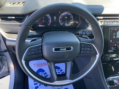 2025 Jeep Grand Cherokee GRAND CHEROKEE LAREDO X 4X2