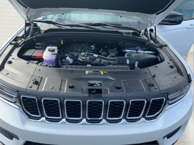 2025 Jeep Grand Cherokee GRAND CHEROKEE LAREDO X 4X2