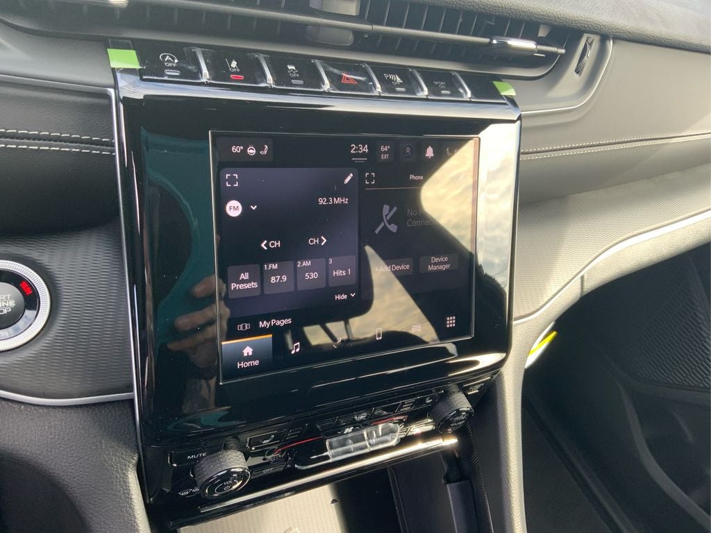 2025 Jeep Grand Cherokee GRAND CHEROKEE LAREDO X 4X2