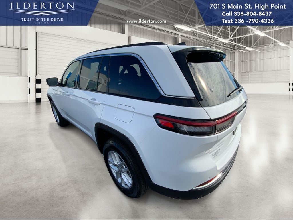 2025 Jeep Grand Cherokee GRAND CHEROKEE LAREDO X 4X2