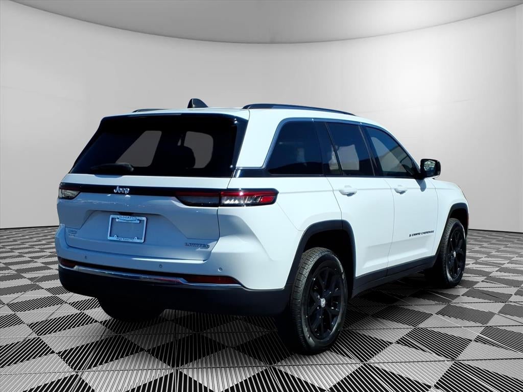 2023 Jeep Grand Cherokee Limited 4x2