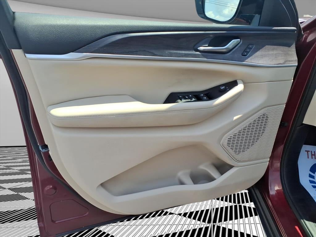 2023 Jeep Grand Cherokee Limited 4x2