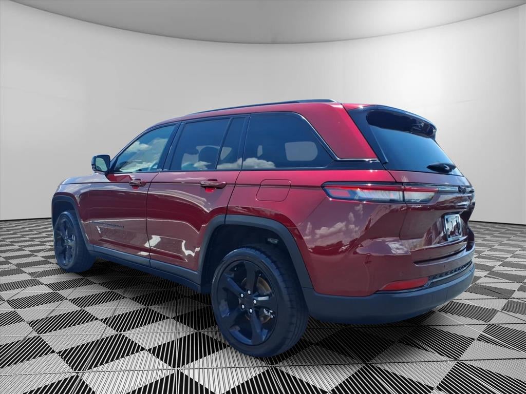 2023 Jeep Grand Cherokee Limited 4x2