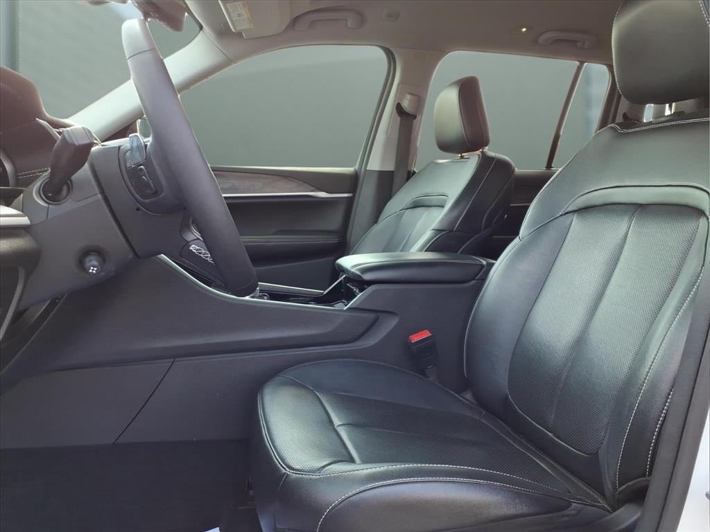 2023 Jeep Grand Cherokee Limited 4x2