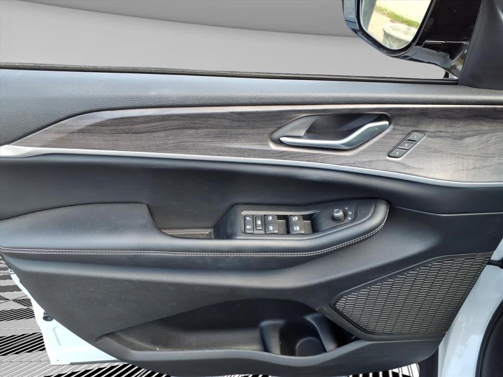 2023 Jeep Grand Cherokee Limited 4x2