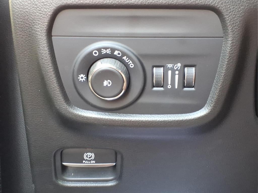 2023 Jeep Grand Cherokee Limited 4x2