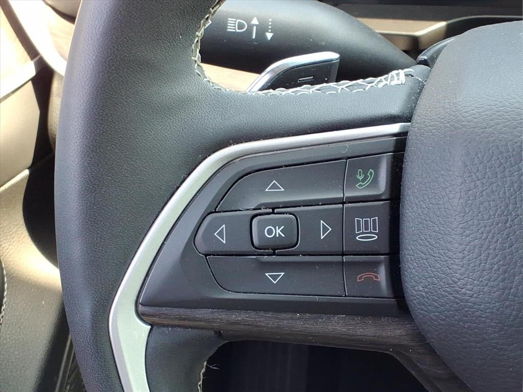 2023 Jeep Grand Cherokee Limited 4x2