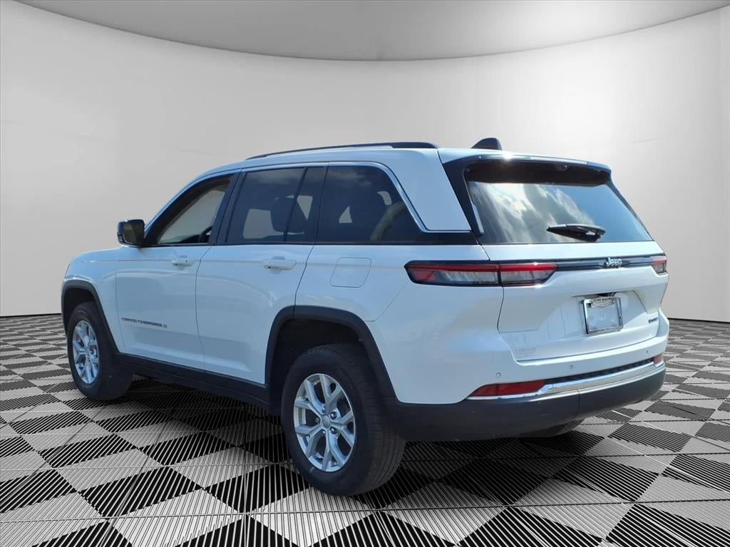 2023 Jeep Grand Cherokee Limited 4x2