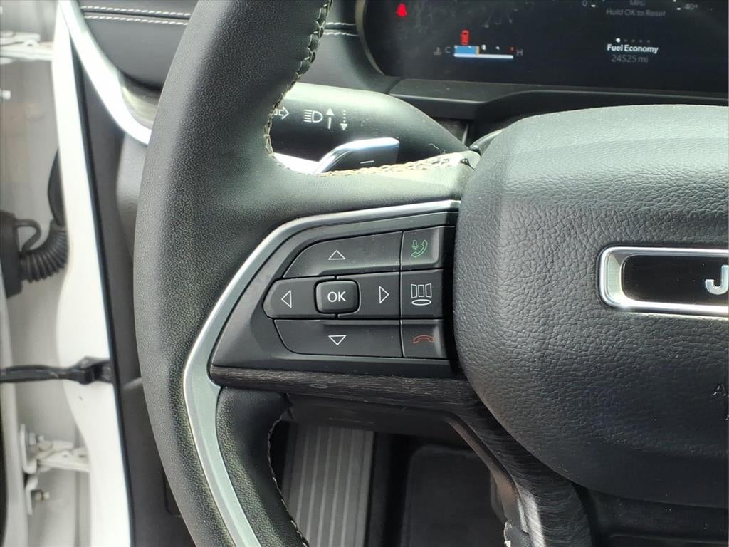 2023 Jeep Grand Cherokee Limited 4x2