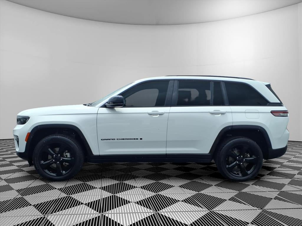 2023 Jeep Grand Cherokee Limited 4x2