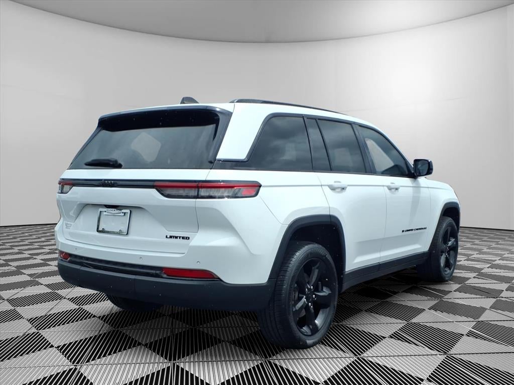 2023 Jeep Grand Cherokee Limited 4x2