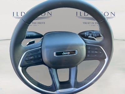 2025 Jeep Grand Cherokee GRAND CHEROKEE LAREDO X 4X4