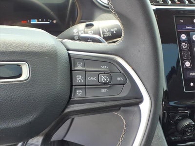 2023 Jeep Grand Cherokee Laredo 4x4