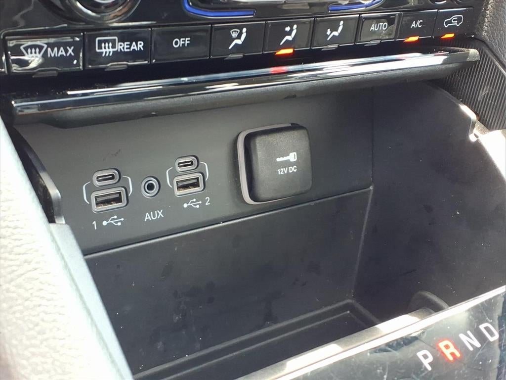 2023 Jeep Grand Cherokee Laredo 4x4