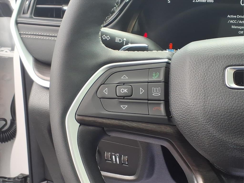 2026 Jeep Grand Cherokee GRAND CHEROKEE LAREDO ALTITUDE 4X4