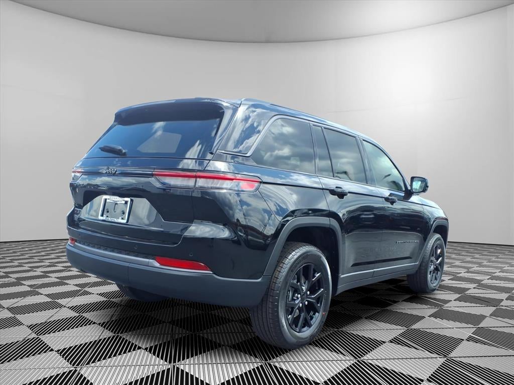 2026 Jeep Grand Cherokee GRAND CHEROKEE LAREDO ALTITUDE 4X4