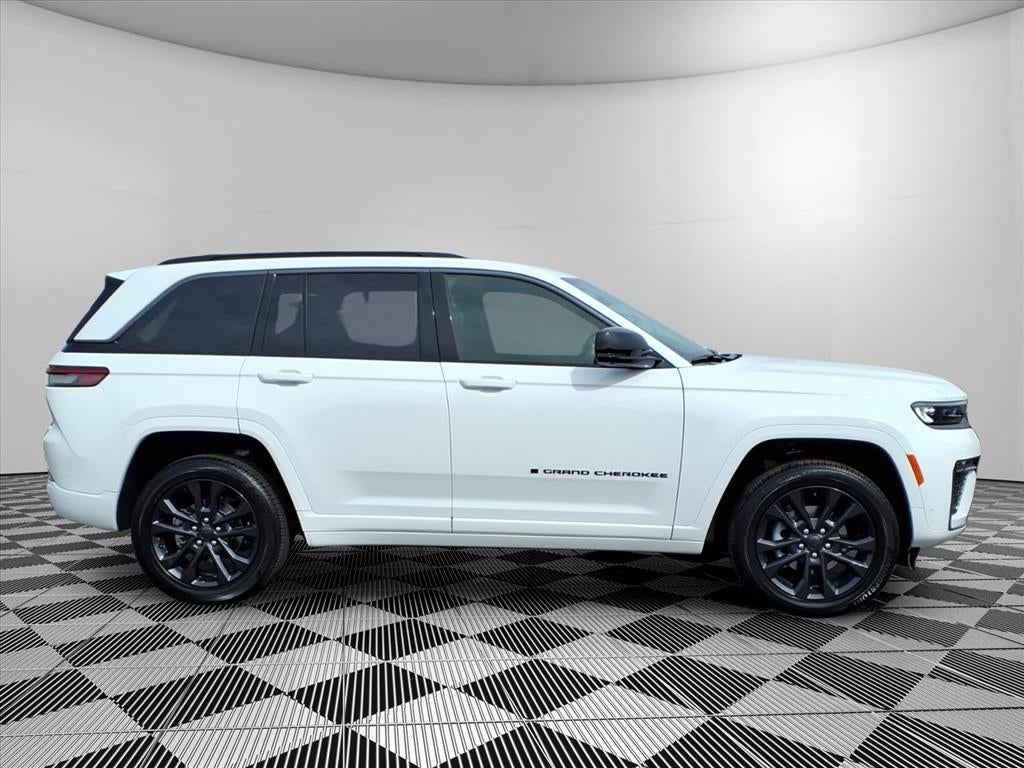 2026 Jeep Grand Cherokee GRAND CHEROKEE LIMITED RESERVE 4X4