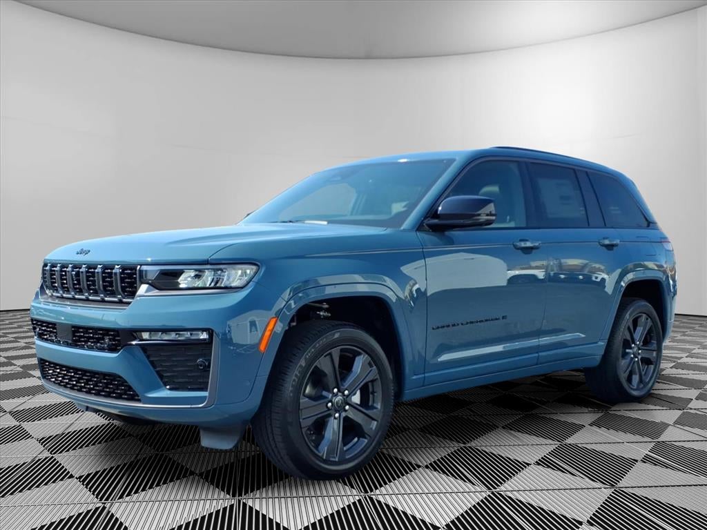 2027 Jeep Grand Cherokee GRAND CHEROKEE LIMITED RESERVE 4X4