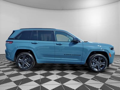 2027 Jeep Grand Cherokee GRAND CHEROKEE LIMITED RESERVE 4X4