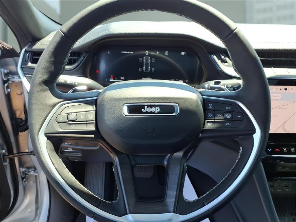 2026 Jeep Grand Cherokee GRAND CHEROKEE LIMITED RESERVE 4X4