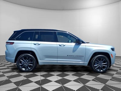 2026 Jeep Grand Cherokee GRAND CHEROKEE LIMITED RESERVE 4X4