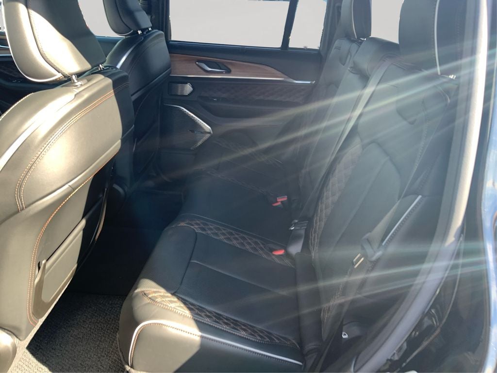 2025 Jeep Grand Cherokee GRAND CHEROKEE SUMMIT RESERVE 4X4