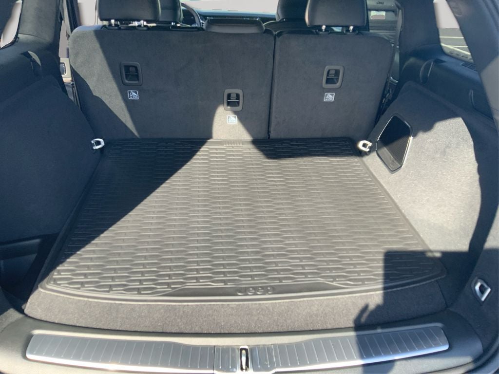 2025 Jeep Grand Cherokee GRAND CHEROKEE SUMMIT RESERVE 4X4