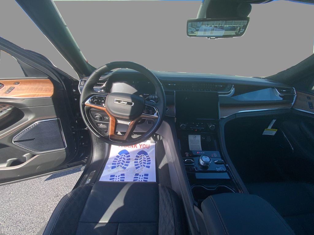 2025 Jeep Grand Cherokee GRAND CHEROKEE SUMMIT RESERVE 4X4