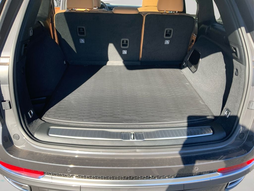 2025 Jeep Grand Cherokee GRAND CHEROKEE SUMMIT RESERVE 4X4