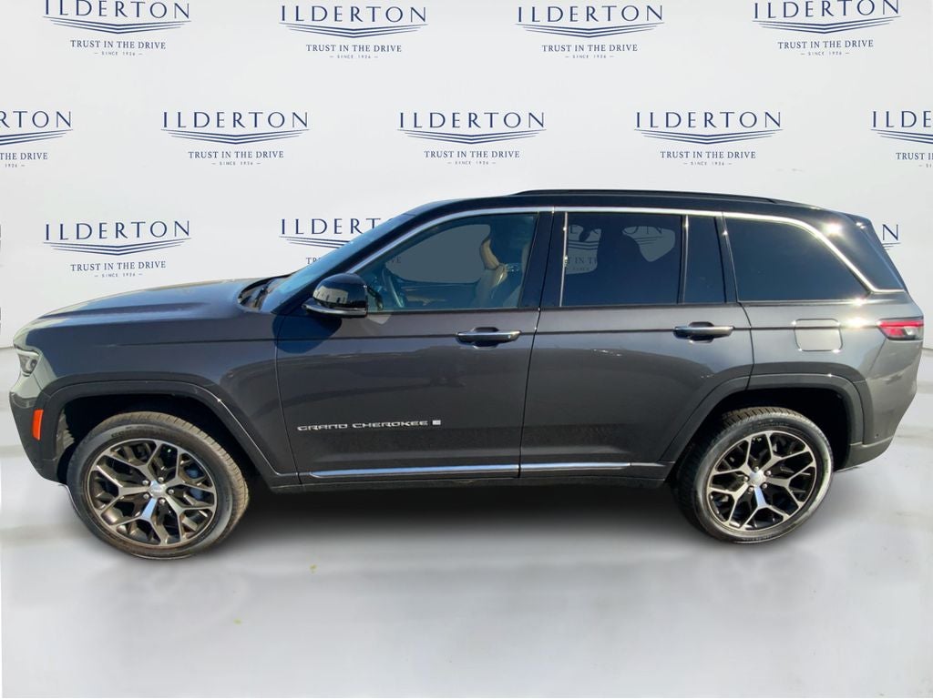 2025 Jeep Grand Cherokee GRAND CHEROKEE SUMMIT RESERVE 4X4