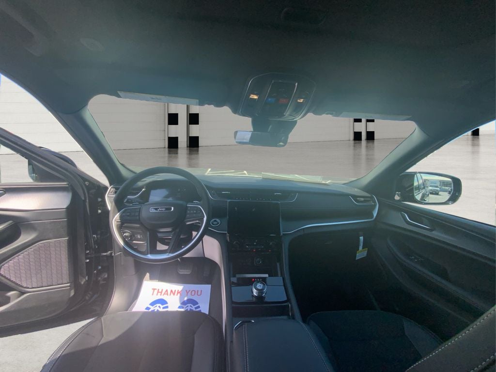 2025 Jeep Grand Cherokee GRAND CHEROKEE L ALTITUDE X 4X2