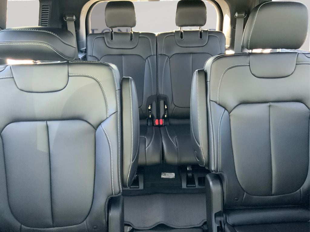 2025 Jeep Grand Cherokee GRAND CHEROKEE L LIMITED 4X2