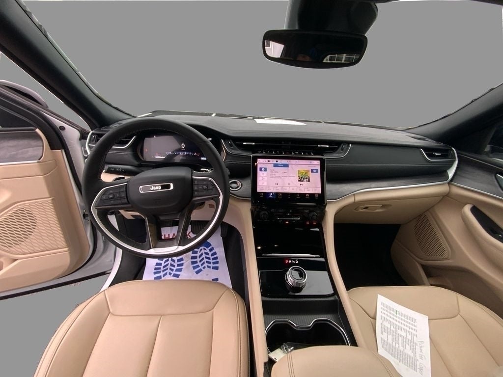 2024 Jeep Grand Cherokee L Limited 4x2