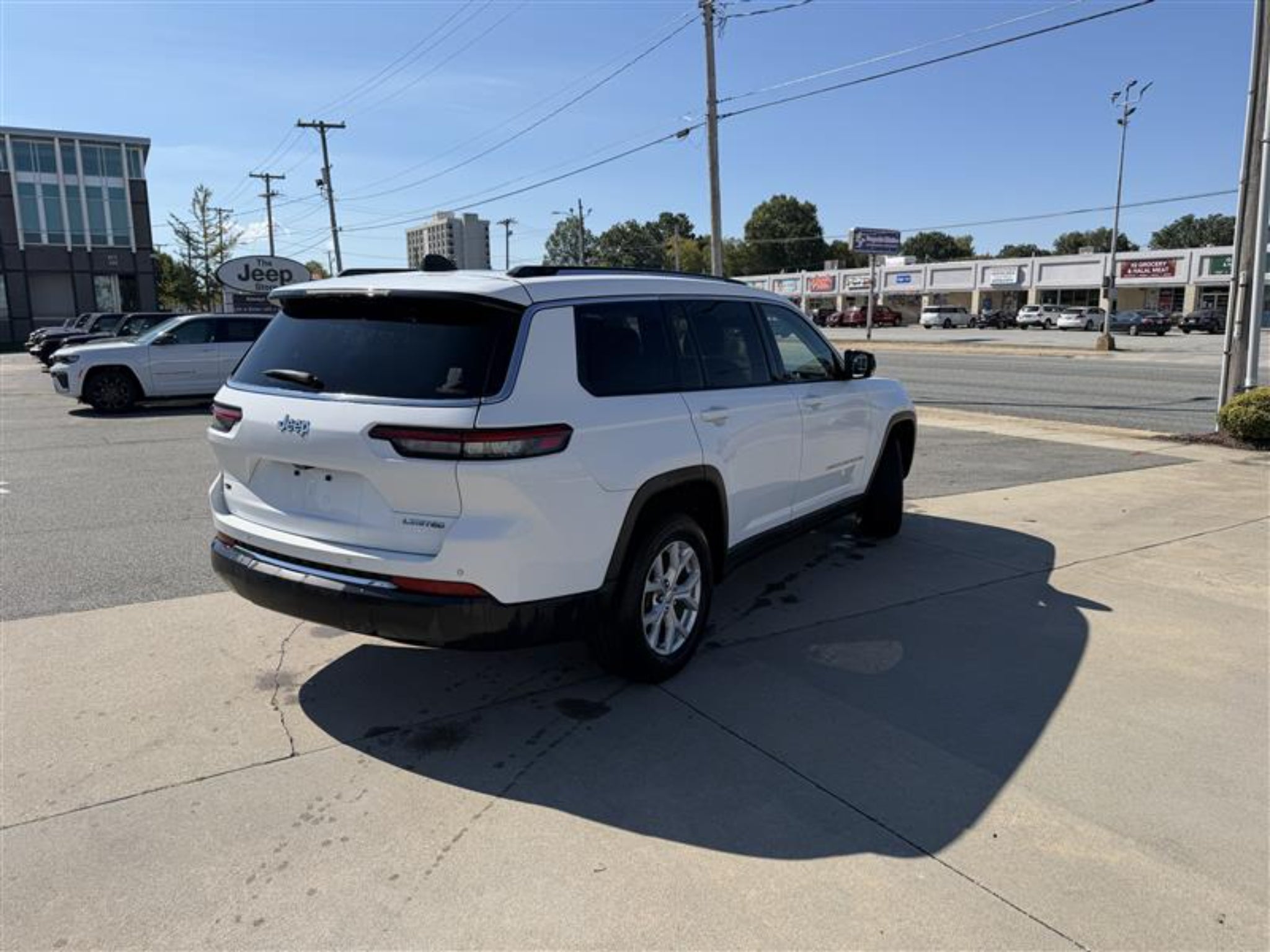 2023 Jeep Grand Cherokee L Limited 4x2