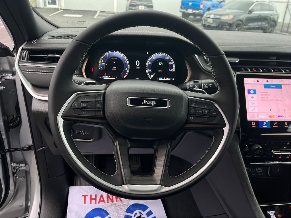 2025 Jeep Grand Cherokee GRAND CHEROKEE L LIMITED 4X4