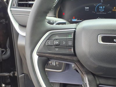 2023 Jeep Grand Cherokee L Limited 4x4